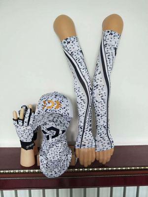 Camouflage sjaal ijszijde mouwen kleurrijke hoed vishandschoenen pak anti-muggen zonnebrandcrème antislip vierdelig pak: Wit