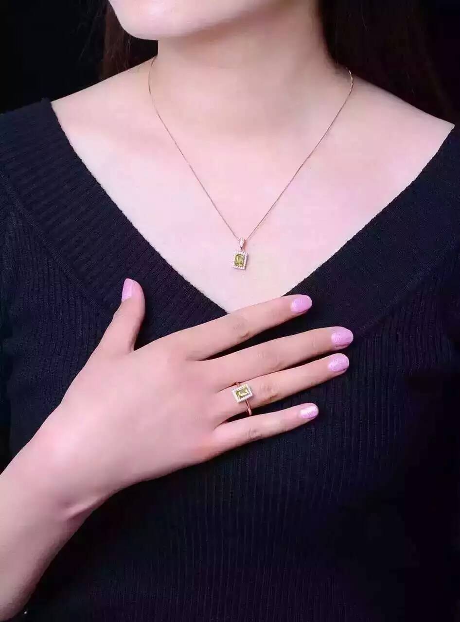 Fedeltà naturale peridot 925 sterlina d'argento Ciondolo anello Squisito impostato di gioielli naturale di limone Felice pietra preziosa bene gioielleria donne