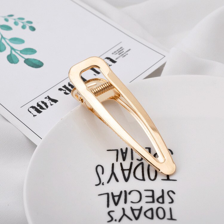 Frauen Gold Geometrische Kaninchen Krone bilden Haarspange Metall Hohl Haarnadeln Für Süße Mädchen Einfache Hairclip Haar Zubehör