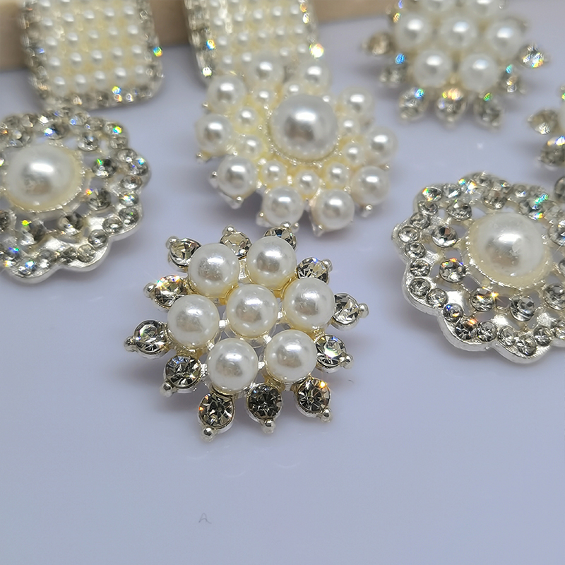 boutons à coudre luxe nacre accessoire couture Boutons de décoration de luxe en perles argentées pour vêtements, boutons de fleurs, ronds et carrés, strass, boutons de pour femmes, couture de robe