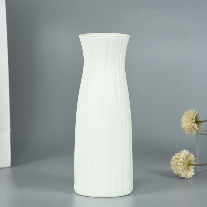 Modern Flower Vase White Pink Blue Plastic Vase Flower Pot Basket Nordic Home Living Room Decoration Ornament Flower Arrangement: light yellow