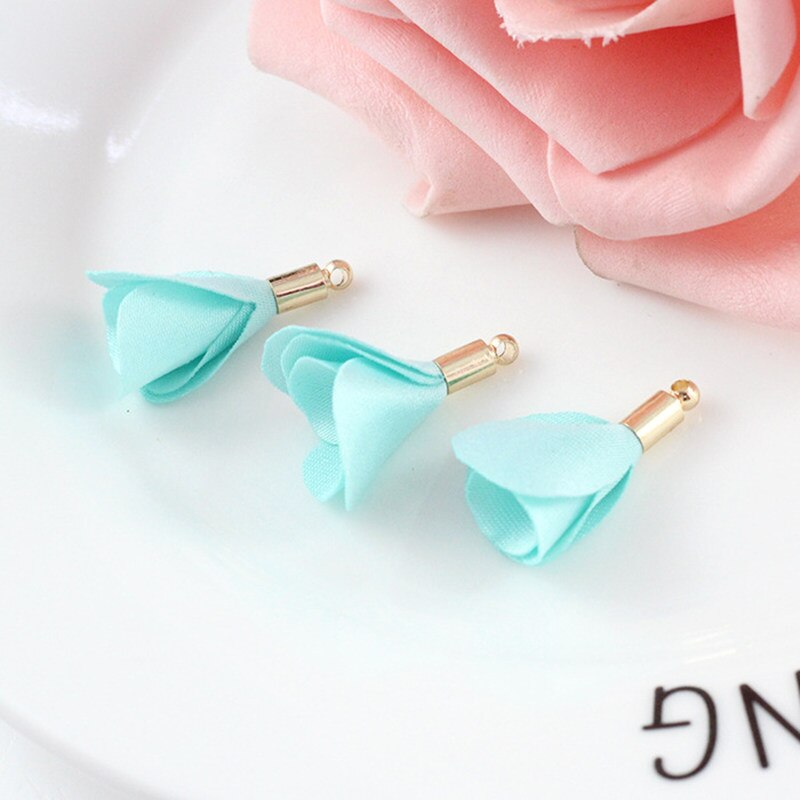 20 st 2.5*1.5cm mini sidentofs blomhänge smycken gör diy-örhängen armband mobiltelefon/hänge hitta hantverksmaterial: Mintgrön