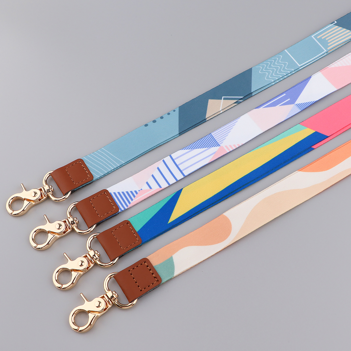 Ransitute R2809 DIY patrón minimalista Patchwork titular de la tarjeta de identificación titular de la tarjeta de autobús cordón de la tarjeta del personal para llaves teléfono DIY cuerda para colgar