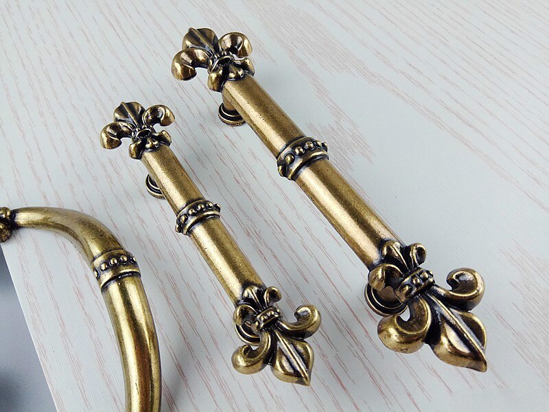 European Bronze Furniture Hardware Handles Kitchen Cabinets Sliding Door Round Knobs Drawer Wardrobe Cupboard Push Pull Handle