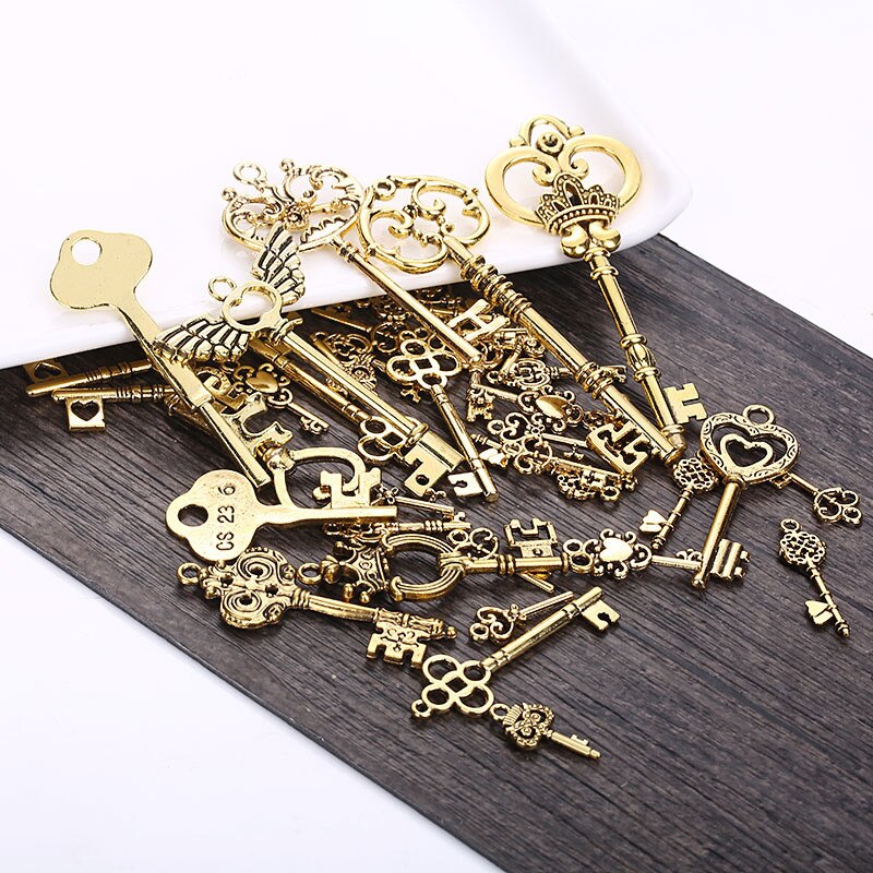 10 stks/partij Willekeurige Vintage Key Charms Fit Armband Ketting Bevindingen Antiek Brons Kleur Metal Charms Hangers Sieraden Benodigdheden