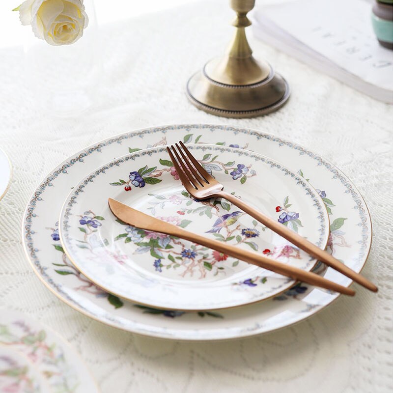 China Bone Dinner Plate Flower Food Dishes and Plates Luxury Gold Inlay Plates Set Bread Steak Dinner Set Porcelain Tableware