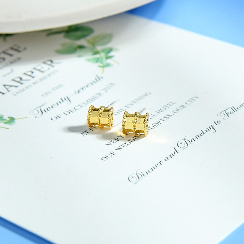 Gold Color Metal sheets Ear Stud Earrings Crystal Chain Tassel Pendant Small Simple Earring Jewelry For Women Factory: e0531