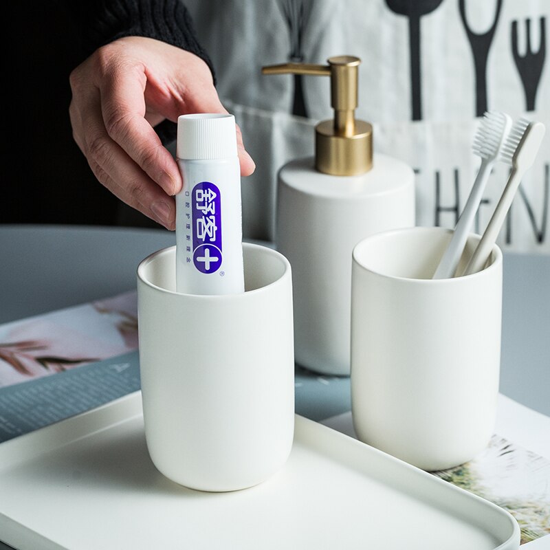 Northern European-Style Ceramic Sanitary Ware Washing Set Simple Toothbrush Cup Bathroom Decoration Toilet Tabletop