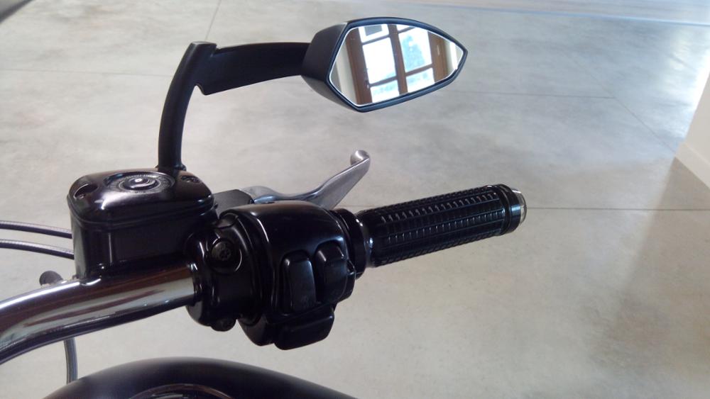 Black Chrome Motorfiets spiegel Achteruitkijkspiegel Zijspiegels Voor Harley Dyna Touring Road Electra Glide Softail Sportster 1200 883: Black