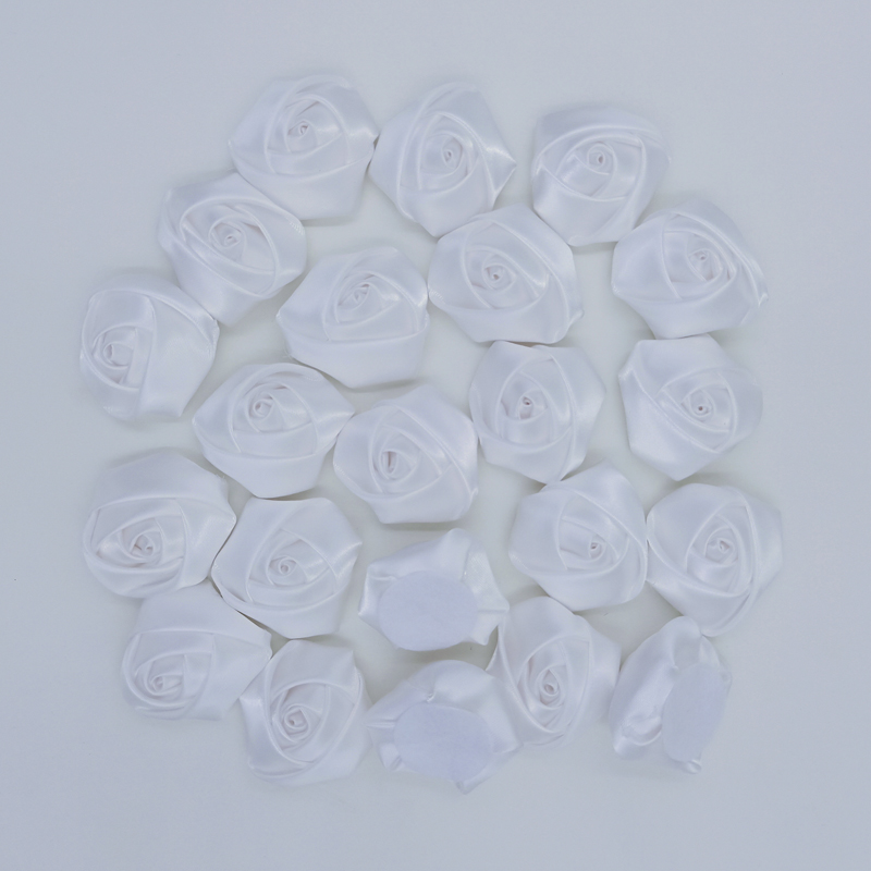 20 stuks/zak Witte Roos Handgemaakte Diameter 3.5 Cm Satin Rose Lint Kunstbloemen DIY Bruidsboeket Bloem Accessoires