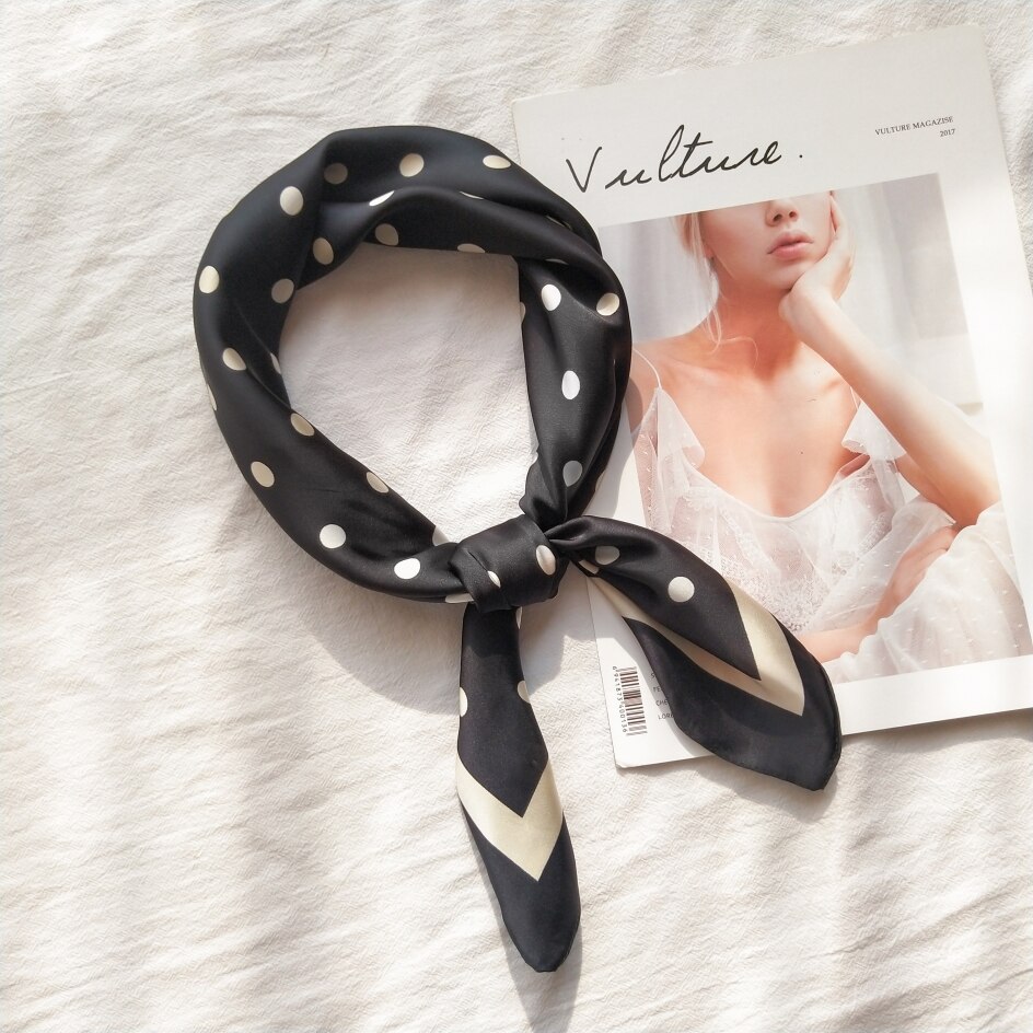 70 * 70ins Lente Zomer Sjaal Kleine Vierkante Sjaal Vrouwelijke Koreaanse Artistieke Decoratieve Polka Dot Vrouwen Halsdoek Sjaal