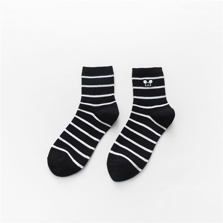 Jesienne i zimowe nowe bawełniane skarpetki studenckie, czarno-białe skarpety kreskówkowe myszy. Skarpetki damskie w paski Harajuku: 7