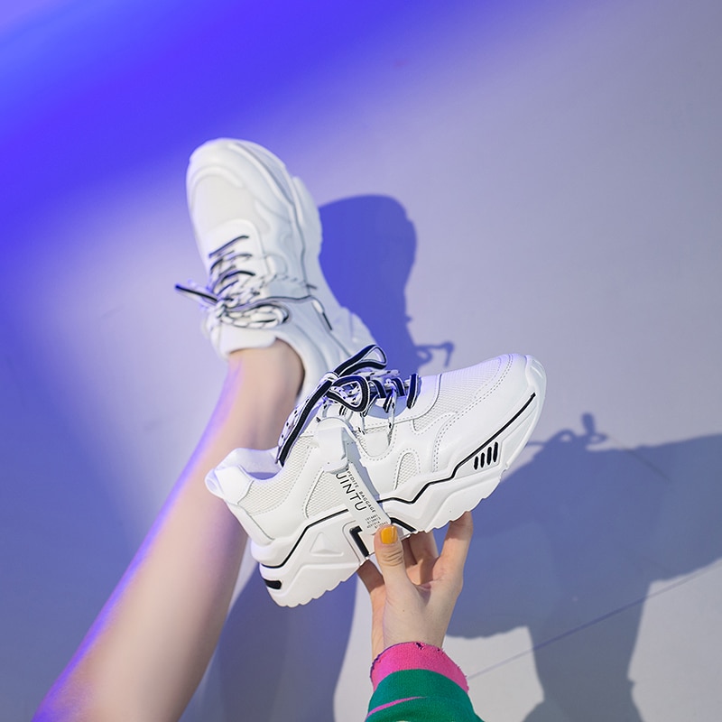 Chunky sneakers kvinder blandede farver patchwork tykke såler kvinder fritidssko åndbar mesh platform sneakers med snøre