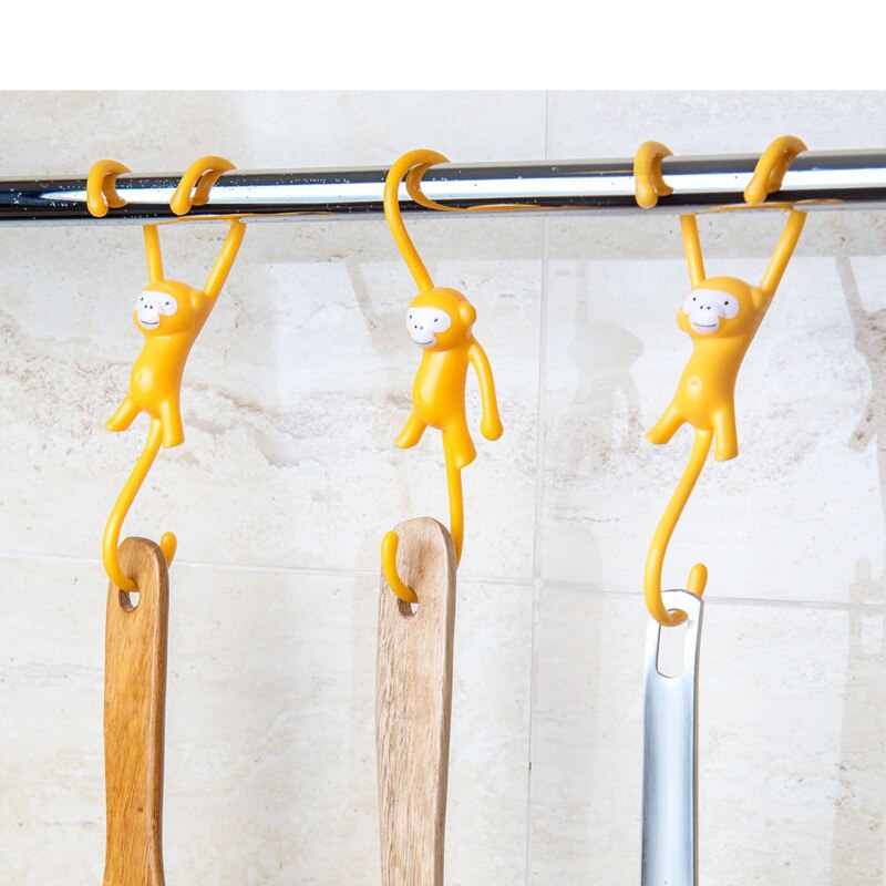 Ganchos de monos creativos de dibujos animados para gabinetes de cocina ganchos en forma de S decoración colgadores de baño organización de accesorios para el hogar