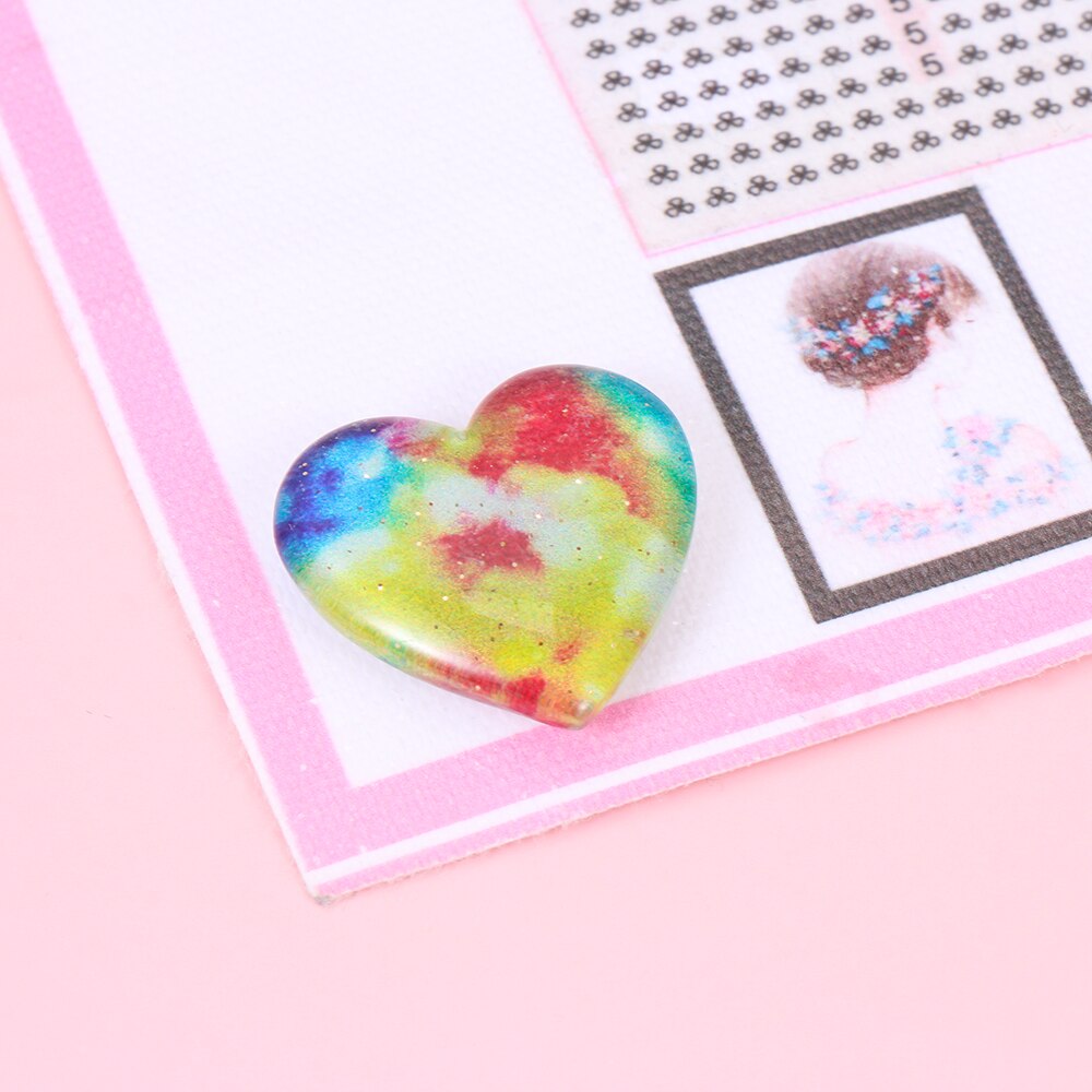 Heart shaped Diamond Painting Magnet Cover Minders Diamond Painting Tools Parchment Paper Cover Holder Diamond Accessories