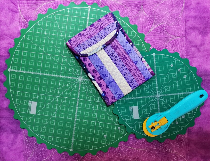 Self Healing Rotary Cutting Mat for Office School Supplies Quilting, Paper Craft, Clay Craft, Art Craft size 8 inch (20cmX20cm)