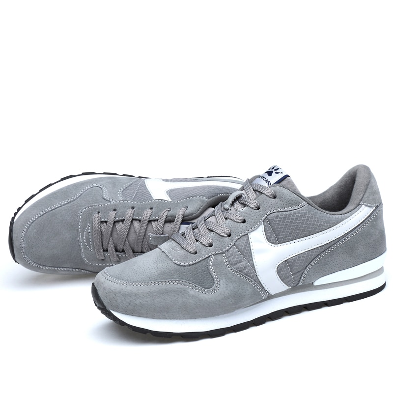 Soft Suede Leather Men Running Shoes Lifestyle Spring Men Sneakers Hard Sole Light Running Sports Shoes