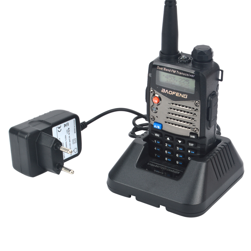 UV-5RA baofeng walkie talkie banda dupla VHF UHF portátil FM rádio em dois sentidos com fone de ouvido