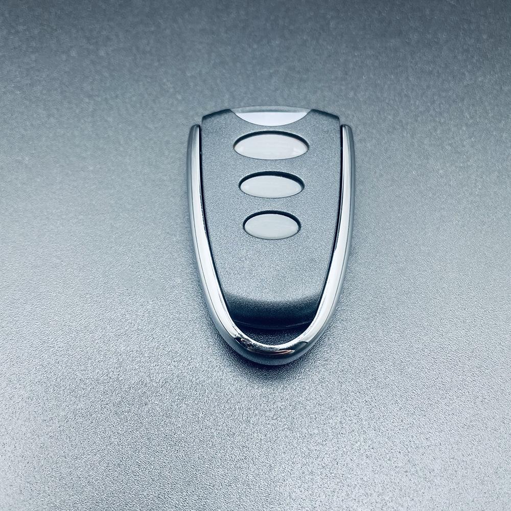 Chamberlain Liftmaster 94335E Merlin C940 C943 C945 CM842 CM844 MotorLift ML500 ML700 ML750 ML850 433.92mhz Remote Control: YNG120