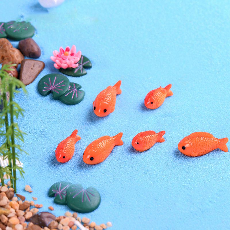 8pc/lot Red Fish miniature figures decorative mini fairy garden animals Moss micro-landscape ornaments resin baby toy