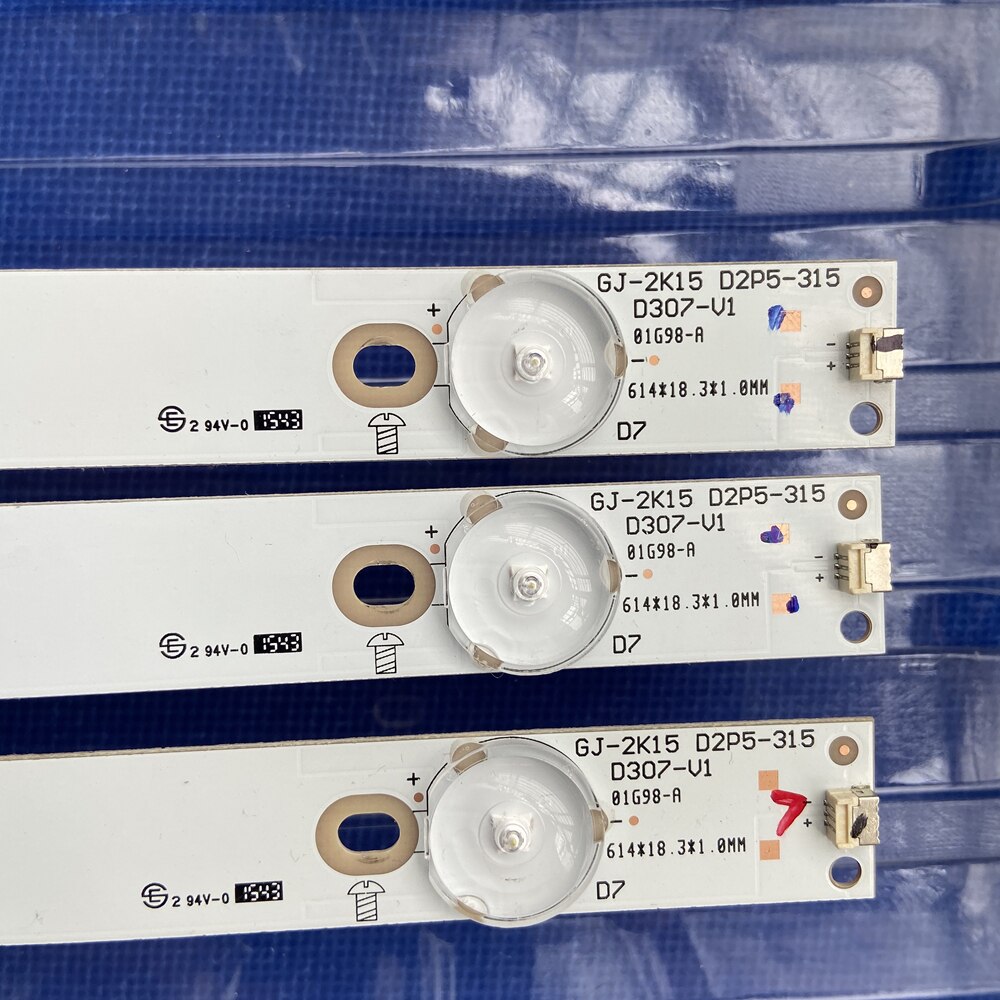 1 sæt= 3 stk lbm 320 p 0701- fc -2 led baggrundslys strips 32 pfk 4309- tpv-tpt 315 b 5 32 pfk 4309 32 phs 5301 tpt 315 b 5 lb-f3528- gjx 320307-h 32 e 200e