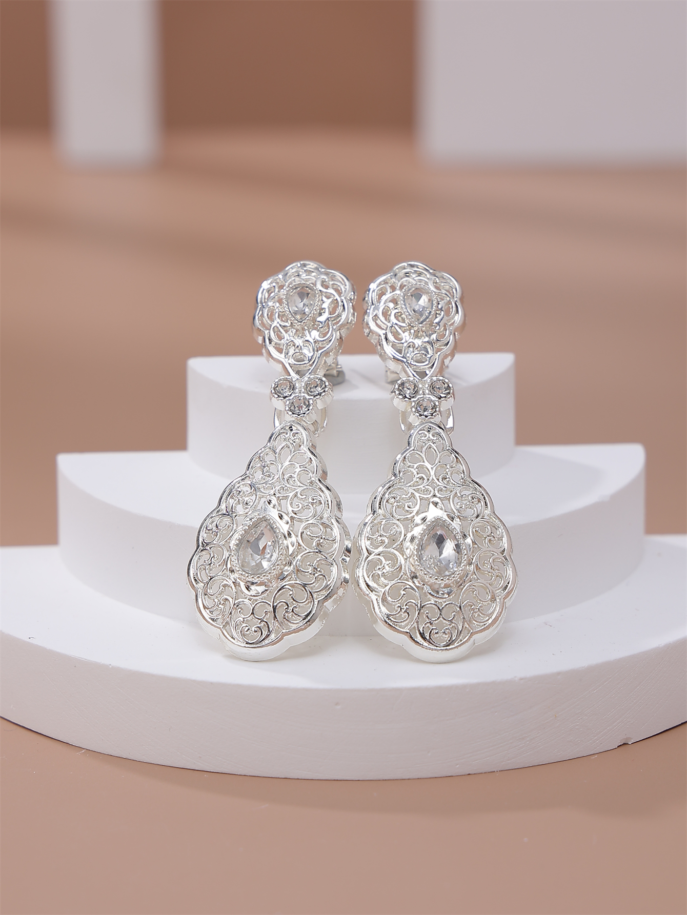 Pendientes decorativos nupciales marroquíes, joyería para las orejas de hueco, accesorios populares para mujeres para fiestas y festivales de bodas: Bañado en rodio de imitación