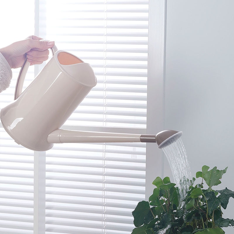 1.8/2L Kunststoff Gießkanne Outdoor Indoor Garten Gießkanne für Wohnkultur Langen Stiel Auslauf jardin 66CY