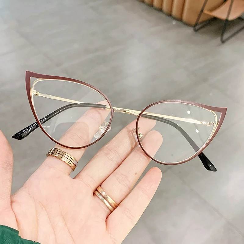 Gafas ultraligeras Unisex con personalidad, gafas antiazules con forma de ojo de gato ahuecadas, gafas ópticas decorativas de Metal a la