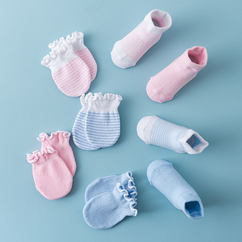 4 Paare freundlicher freundlicher Baby Neugeborenen Socken Handschuhe Anti-kratzen Atmungs Elastizität NSV775