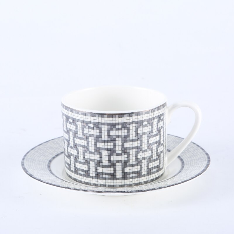 Classic European Bone China Coffee Cups and Saucers Tableware Coffee Plates Dishes Afternoon Tea Set Home Kitchen: 8