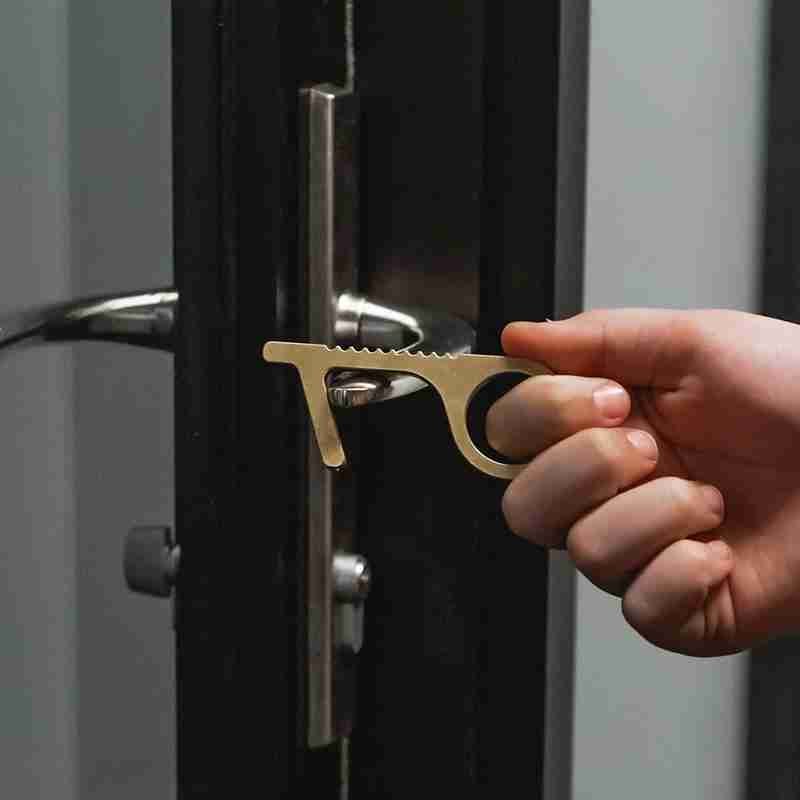 Hygiëne Messing Hand Tool Messing Edc Deur Opener & Stylus Limiet Kiem Blootstelling Tijdens Afrekenen