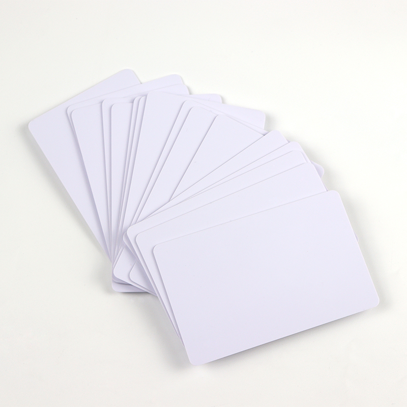 10 unids/lote tarjeta de identificación en blanco de PLÁSTICO PVC sin tarjeta con Chip fino CR80 disponible para impresora de tarjetas
