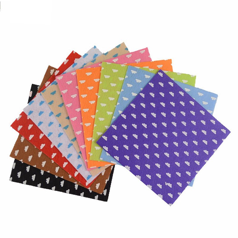 10Pcs 1Mm Vilt Mix Kleuren Gedessineerde Dot Vilt Geweven Polyester Doek Vilt Stof Handgemaakte Diy Naald Naaien Ambachten 15*15Cm