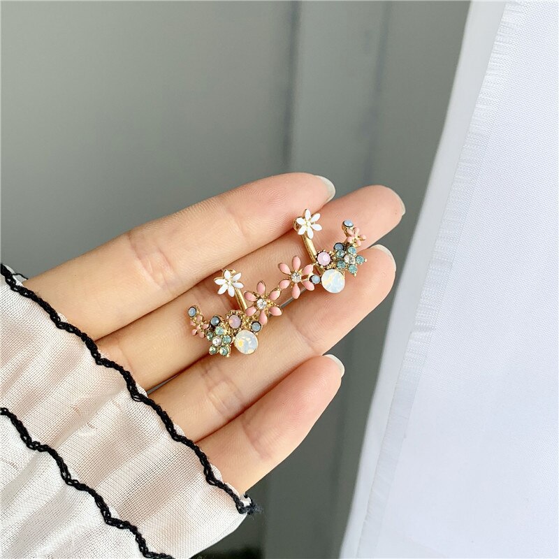 Nueva joyería de novedosa coreana, pendientes bonitos y frescos con forma de gota de aceite y flor, pendientes de cristal para mujer, de joyas de