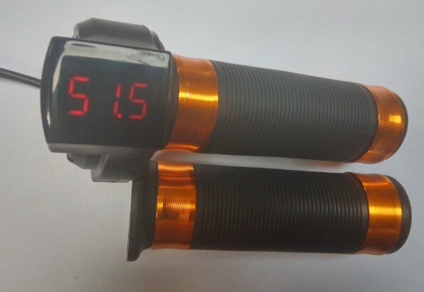 Twist throttle met digitale display 12-84v voor elektrische scooter onderdelen bike accessoire driewieler rolling stuur MTB voltmeter: golden2
