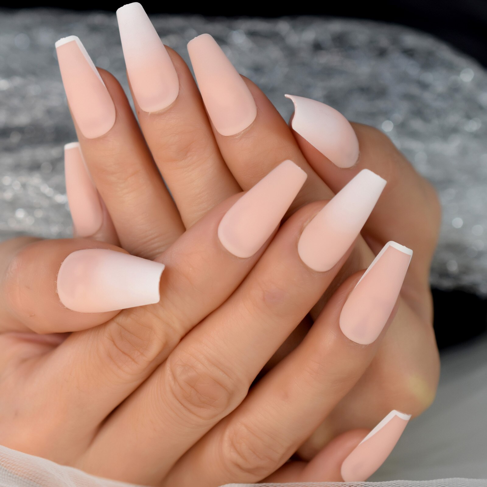 Faux-ongles en forme de cercueil de taille moyenne, couleur lait, jolis ongles, presse sur faux ongles, fournitures pour professionnels, 24 pièces/ensemble