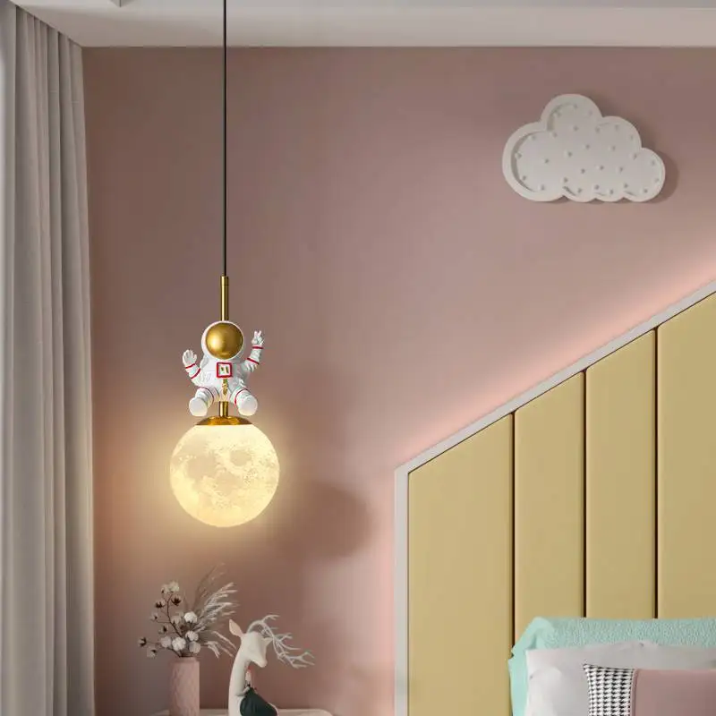Lámpara colgante para la cama de la habitación de los niños, luz minimalista moderna, lámpara de lujo para dormitorio de niño, lámpara de Luna, candelabro pequeño de astronauta