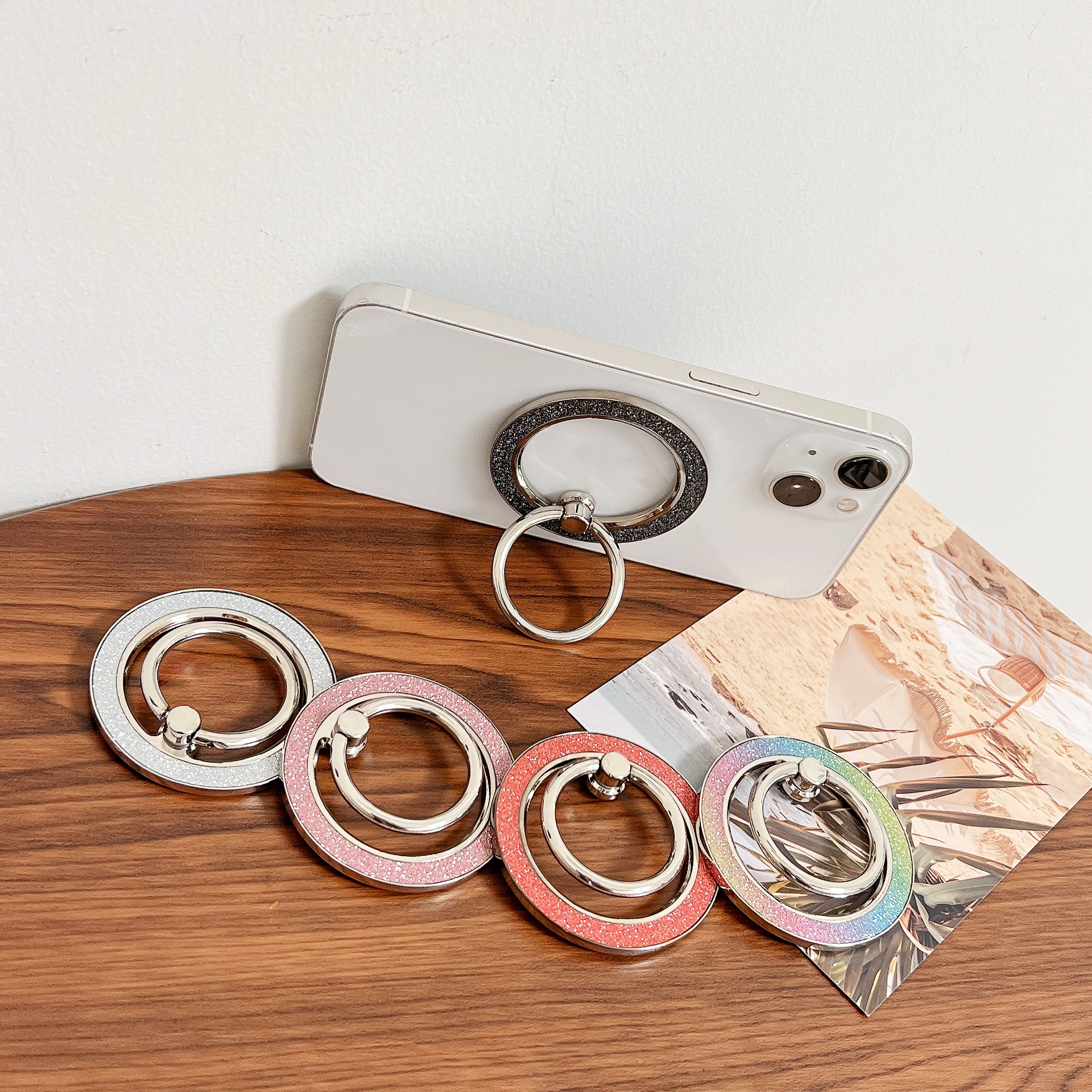 Magnesafe metalowy brokat w proszku silny magnetyczny uchwyt pierścieniowy ssący do uchwytu na telefon komórkowy z metalowym ładowaniem obrotowym 360 ° uniwersalny