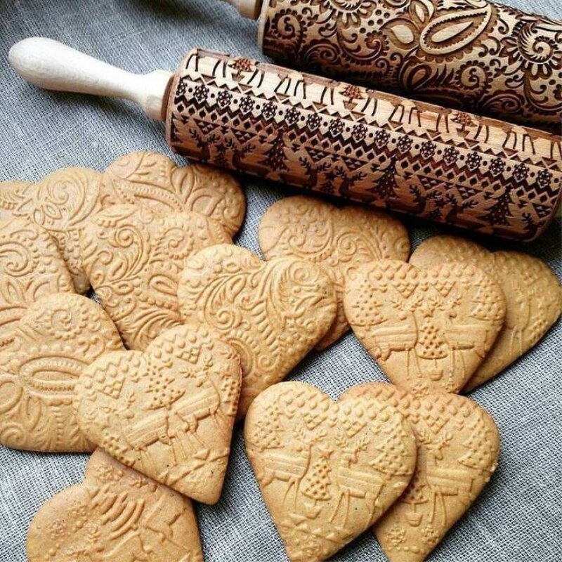 Embossing Rolling Pin Baking Cookies Noodle Biscuit Fondant Cake Dough Engraved Roller Reindeer Snowflake Kitchen Tools