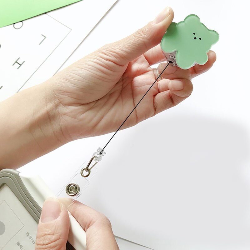 Candy Kleur Korea Beren Acryl Intrekbare Badge Reel Verpleegster Arts Student Tentoonstelling Id Card Clips Badge Houder Briefpapier