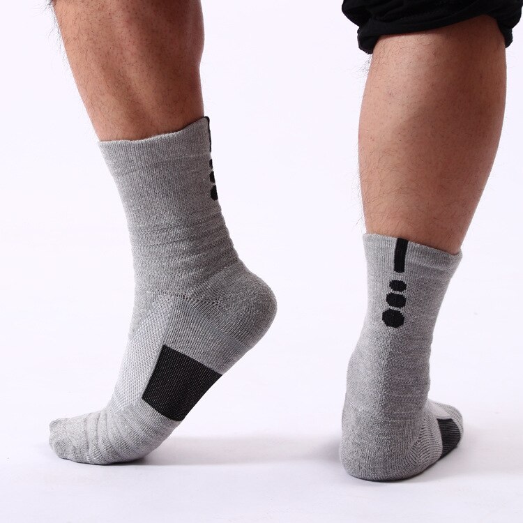 Komfortable Herren Basketball Sport Socken Elite Socken Verdicken Im Freien Sportlich Laufschuhe Socken