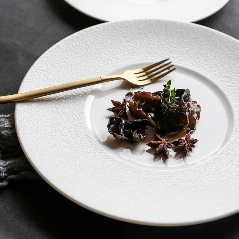 12 Inch White Ceramic Western Food Steak Salad Flat Plate Round Thread Dessert Fruit Breakfast Plate Exquisite Kitchen Tableware