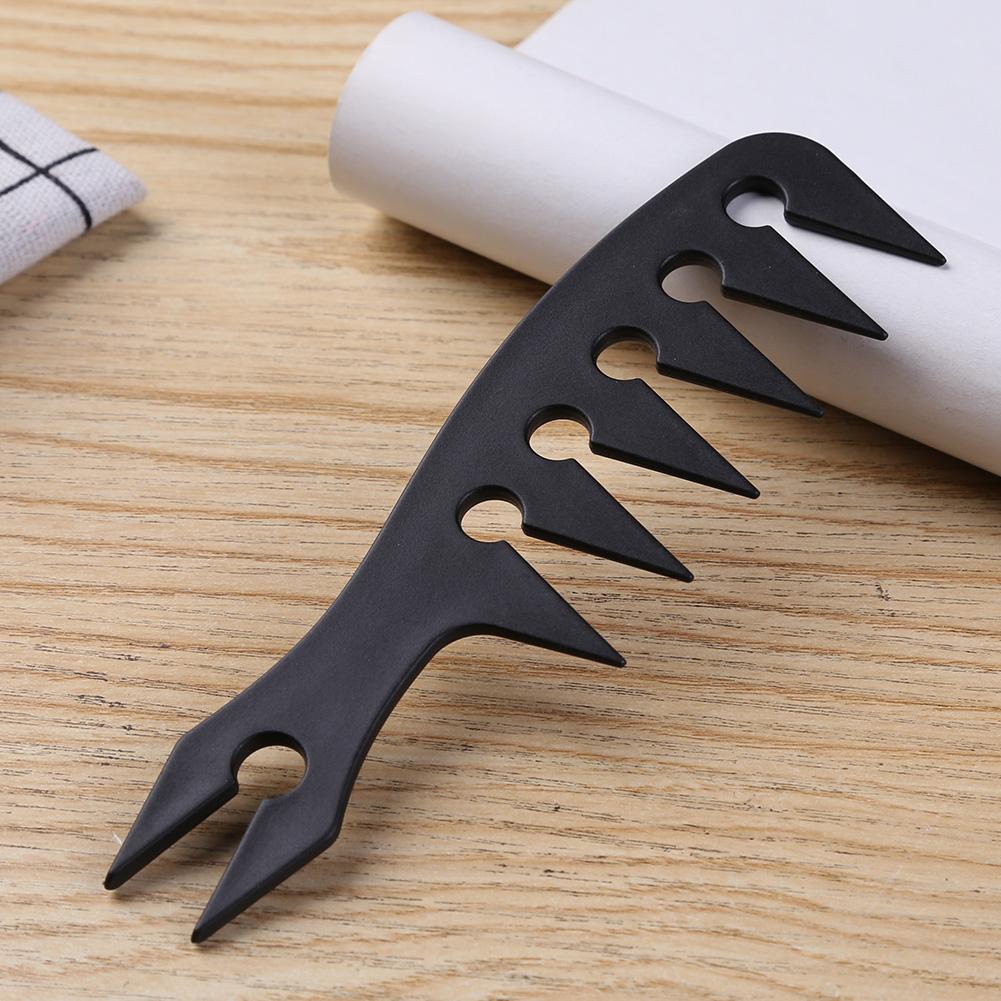 Peine de pelo de dientes anchos para hombre, cepillo de pelo Retro de plástico con cabeza de aceite, herramienta clásica de peinado de peluquería con dientes grandes, accesorio de peluquero