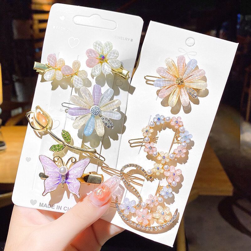 Horquilla de perlas de diamantes de imitación para niña, pasadores laterales de flores brillantes, Clips para el cabello de corazón, accesorios bonitos, 4 piezas