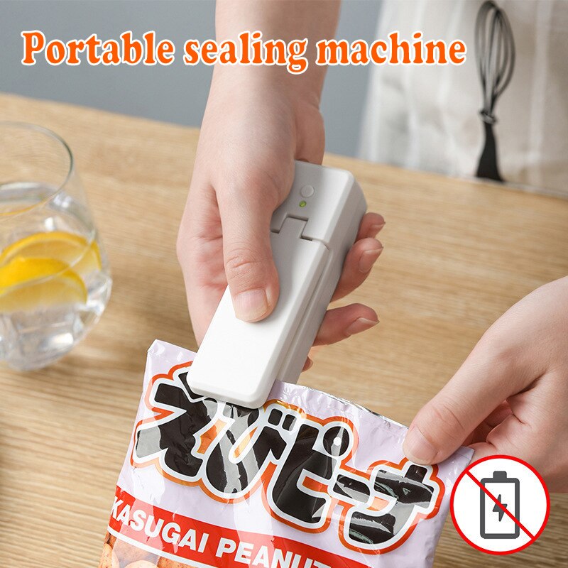 Mini Bag Sealer Portable Sealer Sealing Machine for Food Rechargeable Quick Heat Foodsaver Vacuum Sealer Seals for Snack Bag