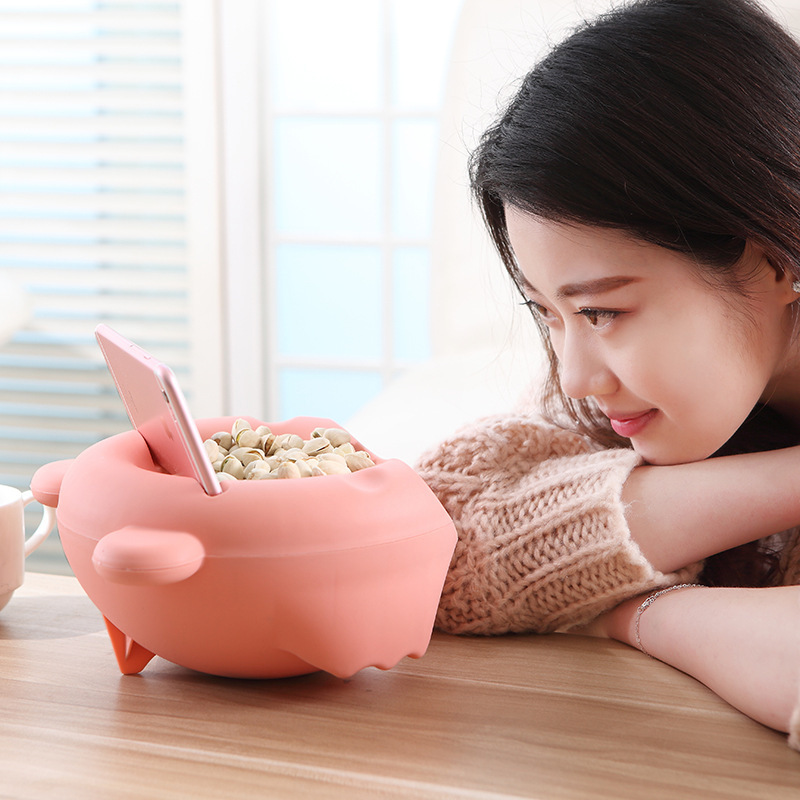 Snack Bowl with Shell Holder, Cute Bear Double Dish Nut Bowl With Cellphone Holder Slot for Pistachio, Peanuts, Sunflower Seed,