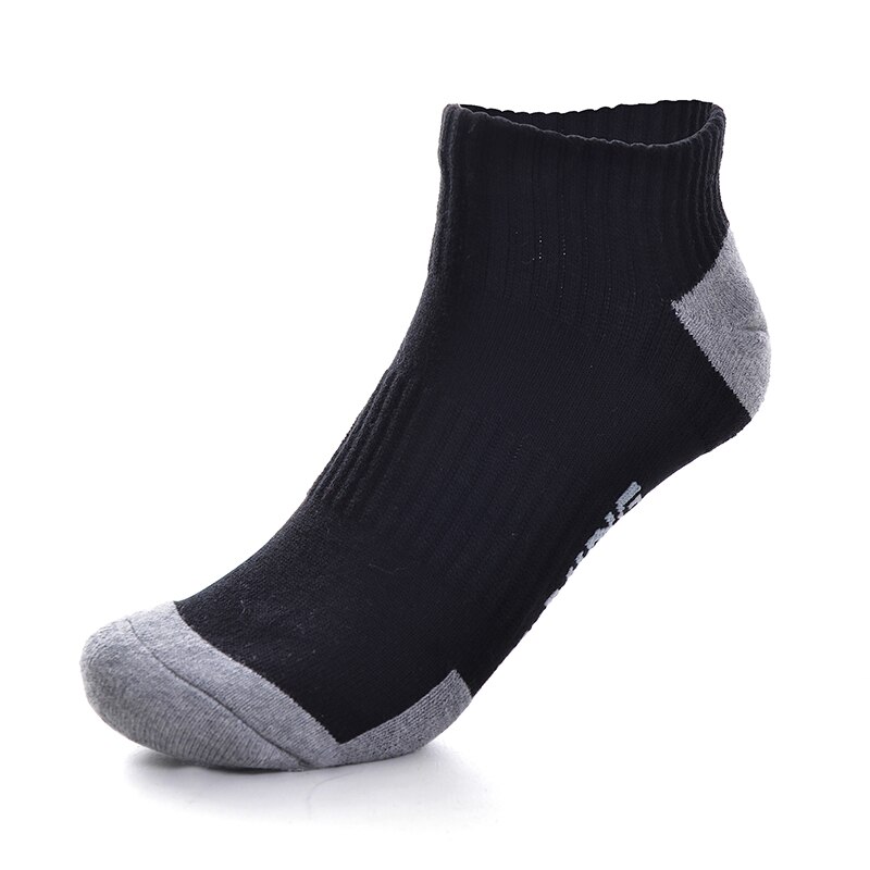 Li-Ning Unisex Training Serie Sport Sokken 24-28 Cm 58.7% Katoen 39.2% Polyester 2.1% Spandex Voering Sport sokken AWSP306 NWM466: AWSP306-3H / L