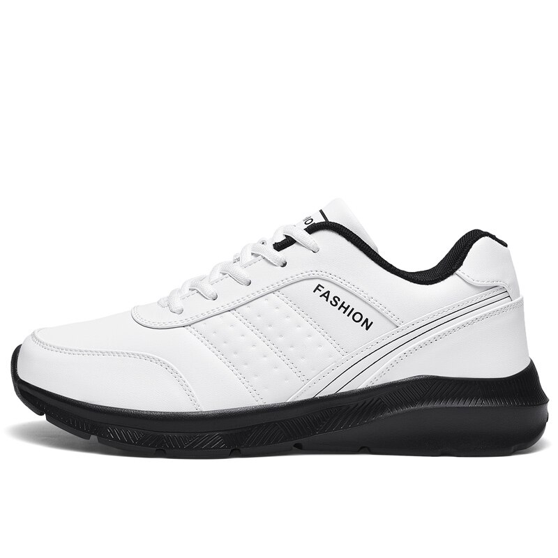 Mænd fritidssko læder sneakers mænd sko komfortable mandlige støvler udendørs lys gå fodtøj herre sko: Hvid / 45