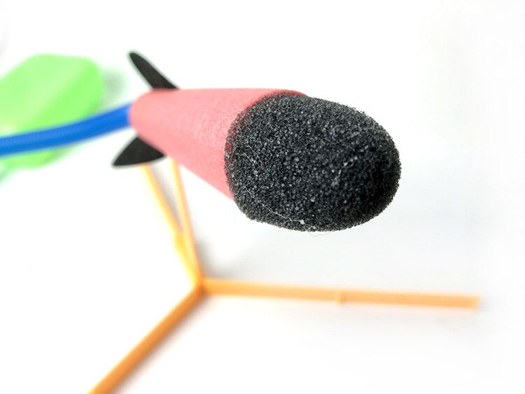Air pump rocket jump stomp blower foam gun model launcher rocket outdoor game educational toy sports toy for young children kids