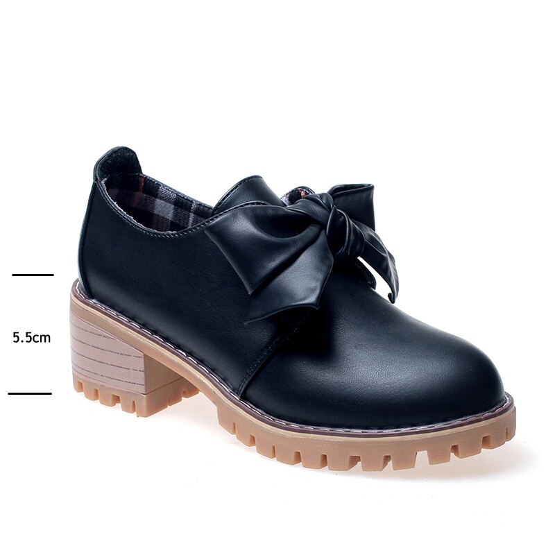 Sløjfe knude flade sko rund tå snøre oxford fritidssko kvinde pu læder brogue kvinder sko kvinde plus størrelse zapatos mujer